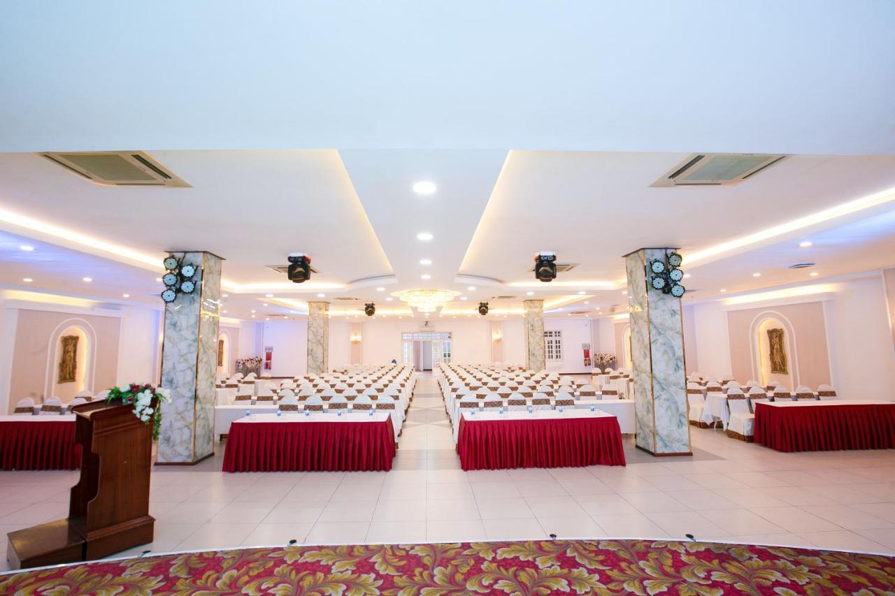 Tre Xanh Hotel Pleiku Exterior photo