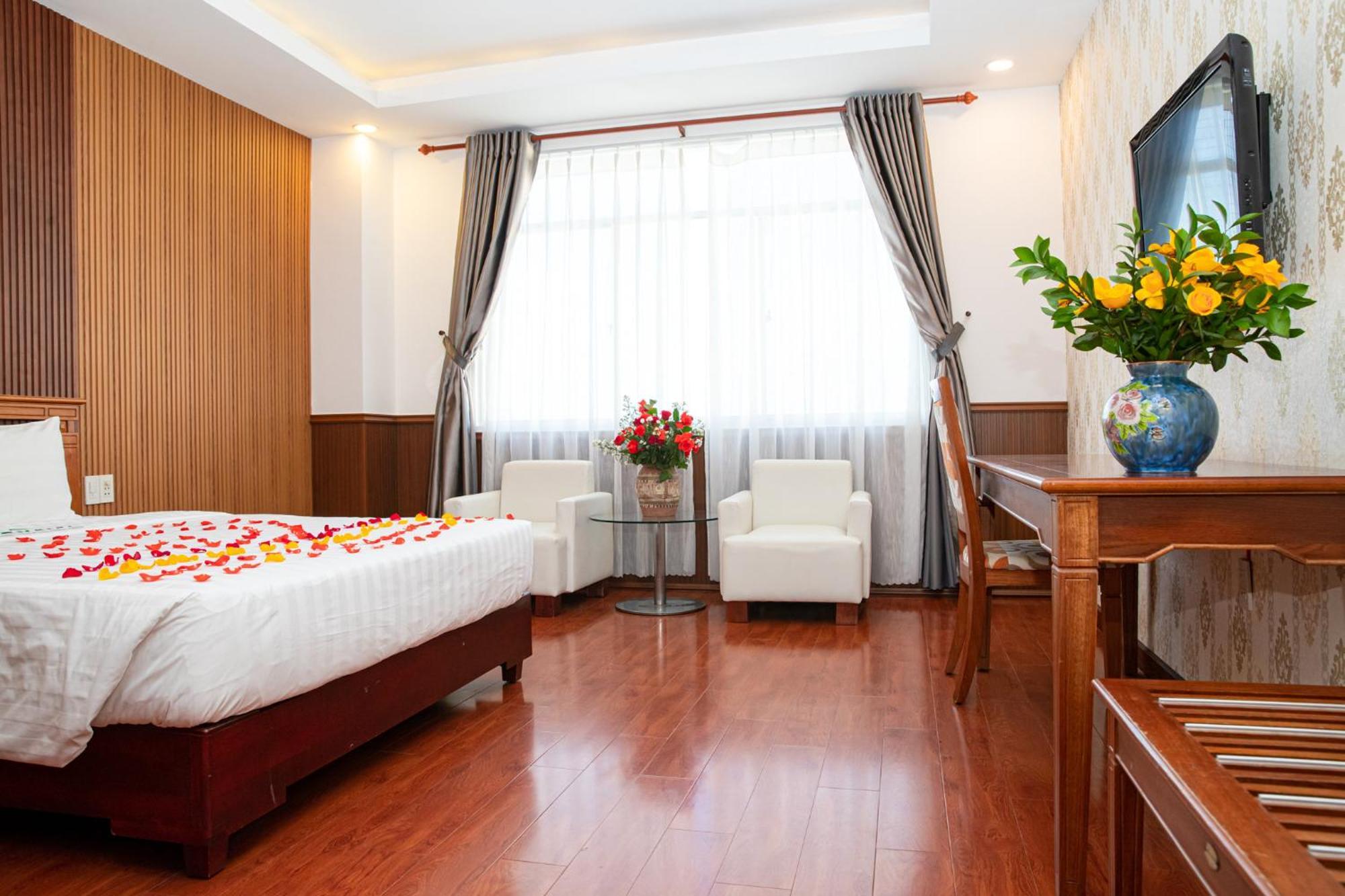 Tre Xanh Hotel Pleiku Exterior photo