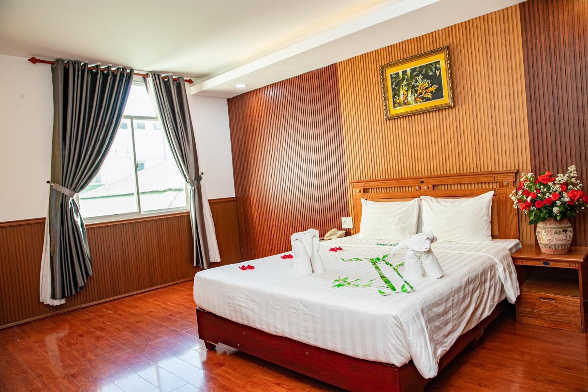 Tre Xanh Hotel Pleiku Exterior photo